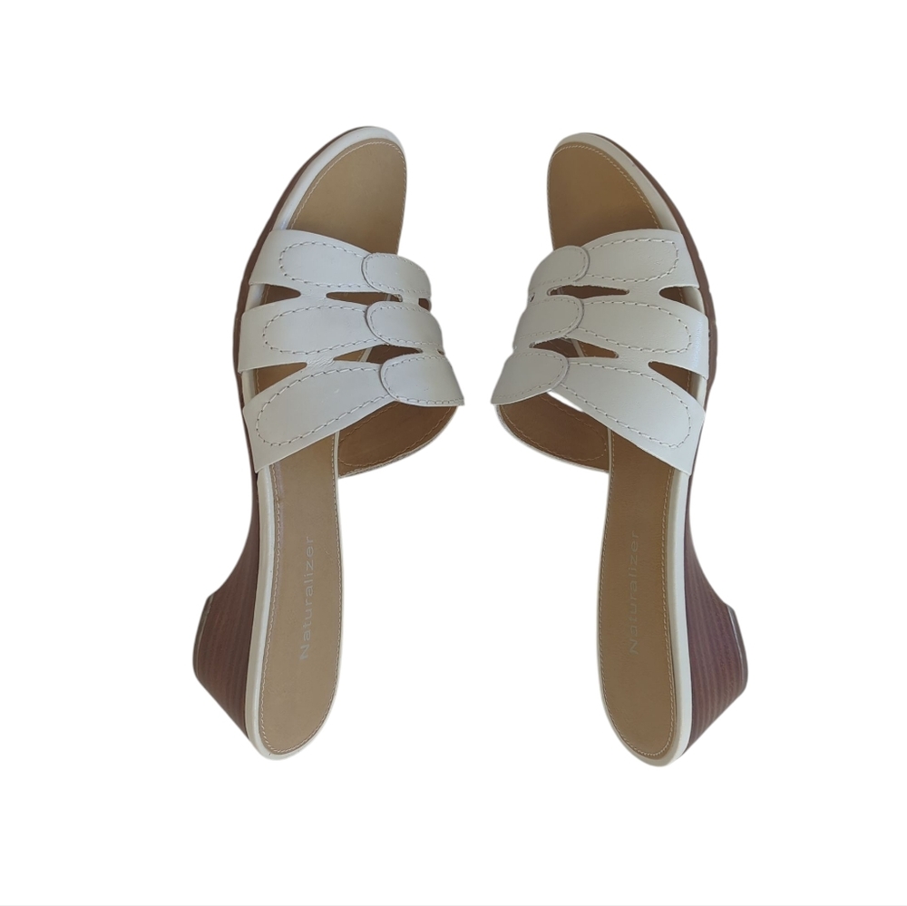 Naturalizer "Muffy" Leather Wedge Slide Sandals 7M White